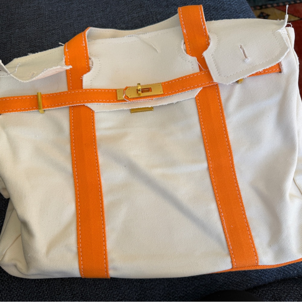 Arovya NWT Orange & White Boatkin Tote